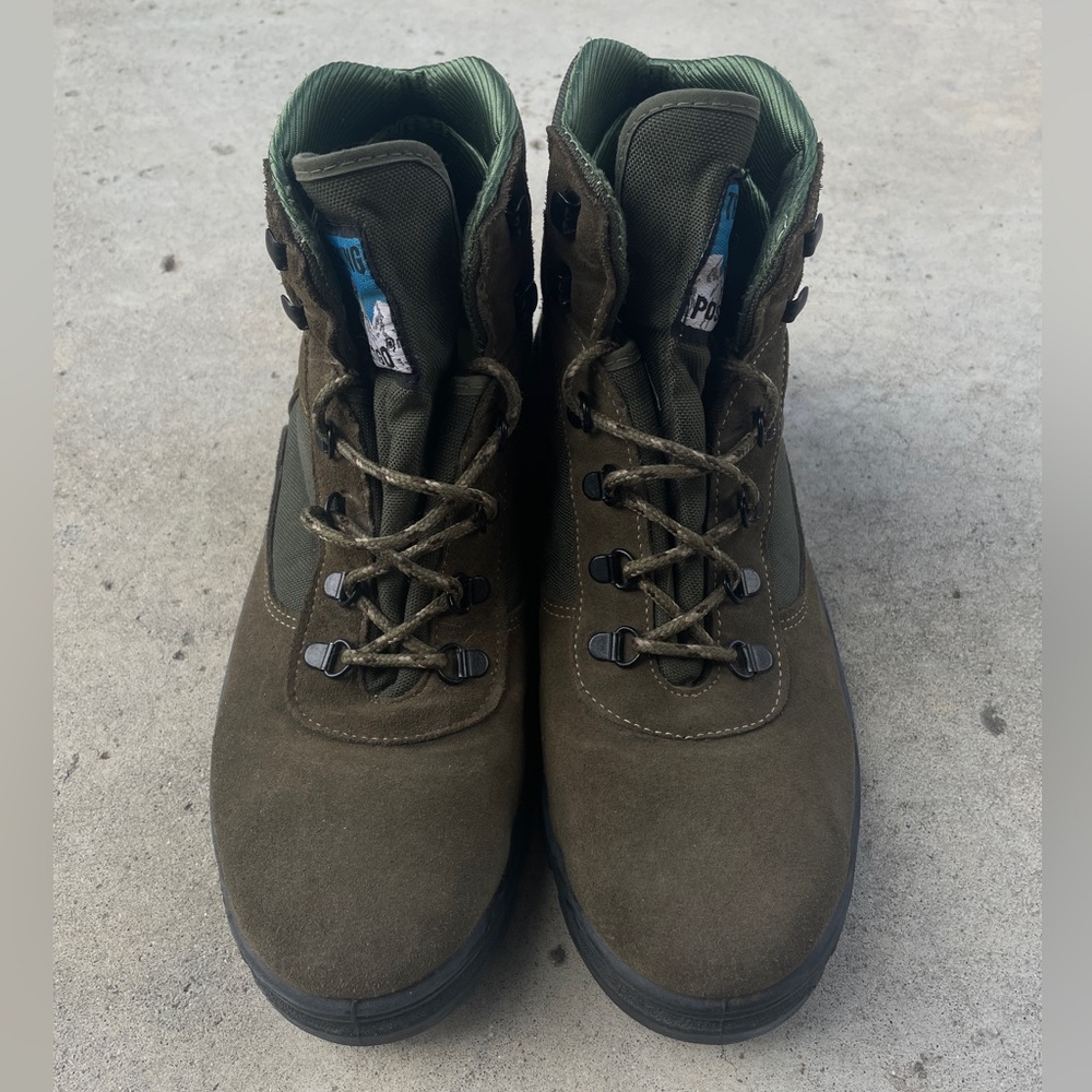Posting Trekking Hiking Boot - image 2